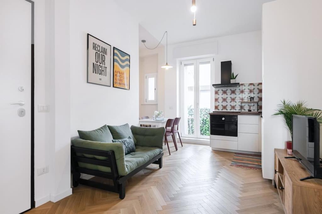 Easylife - Apartment With Balcony Near Navigli Milan Exterior photo