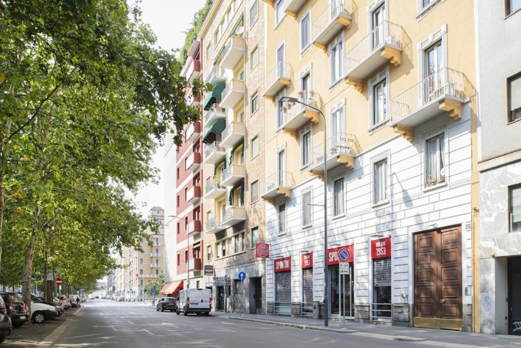 Easylife - Apartment With Balcony Near Navigli Milan Exterior photo